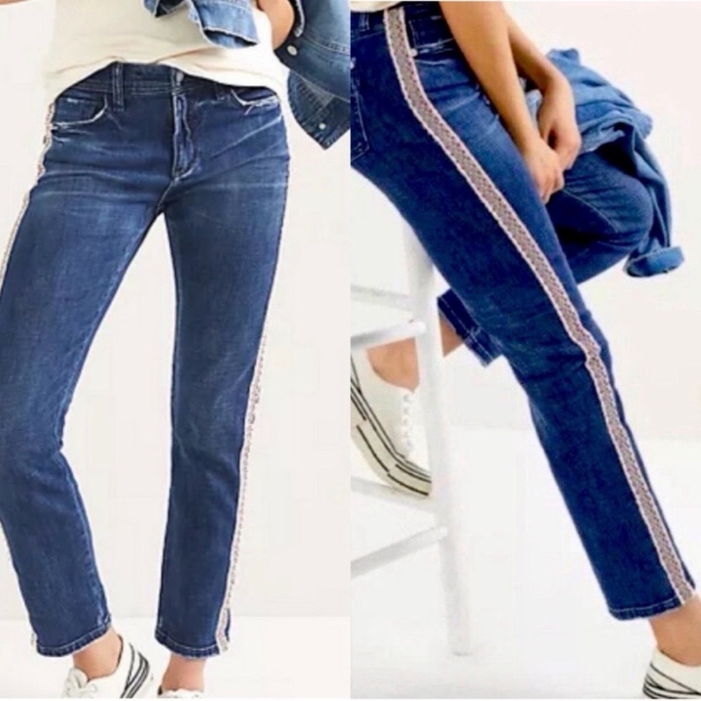 ANTHROPOLOGIE Pilcro Embroidered Side Stripe Slim Boyfriend Crop Jeans Sz 30